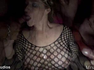 dick-hungry hotwife takes messy blowbang bukkake!