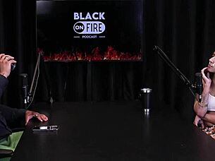 safada shows tattoos on tits loves fingering ass boquete