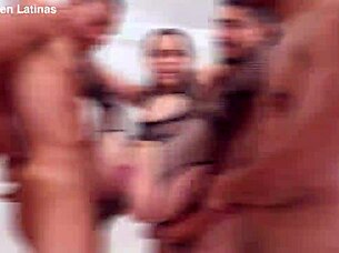 yessica bunny craves cocks stuffing all her slutty holes 😍