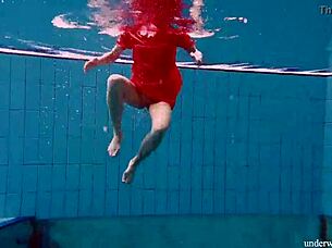 sexy babe avenna swims nude in pool