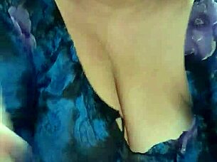 i can't stop touching my big pussy lips in these tight shorts