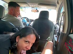 casada sucked me off with husband driving putinha!