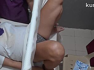 Gyno Doctor Makes Pussy Exam Irresistibly Sexy