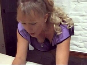 peeking at those juicy downblouse nipples