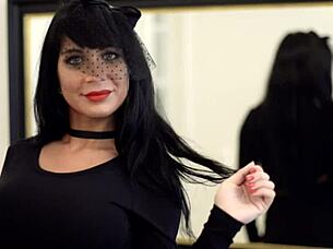 slut in funeral veil gives deep cumshot blowjob?