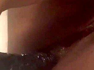 EBONY BABE GAPS HER ASS WITH HUGE TOY SOLO!