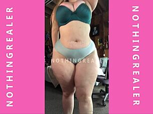 pretty thick chubby bunny shows off her curves