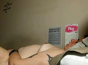 ready for chubby brunette webcam fuck?