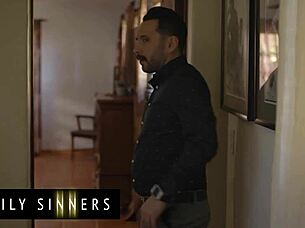 Ashley Lane aches for Tommy Pistol to stuff her bed