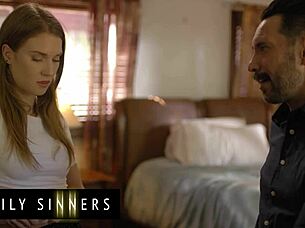 Ashley Lane aches for Tommy Pistol to stuff her bed