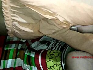 dehli uni gf bends for bf's big cock 😏