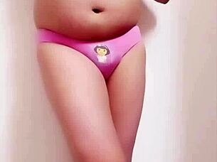 Watch This Indian Hijra's Nude Mujra Dance Leak!