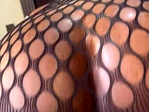 Petite Bubble Butt Babe Rides Dildo Wet