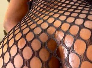 Petite Bubble Butt Babe Rides Dildo Wet