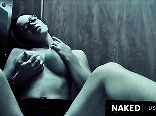 im so horny at work i stopped elevator to fuck my wet pussy