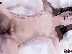 emily willis licks jane wilde's pussy rimjob style