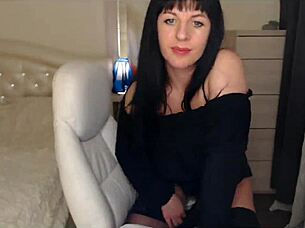 tamarra roman teases in lingerie and stockings partial reveal november 2018