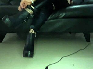 Wanna Sniff My Sexy Latina Feet While I Tease?