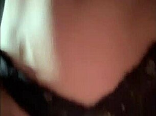 check out this latina culona riding that dick so deliciously yummy