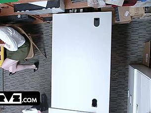 lp officer rams pepper hart's pussy hard at work