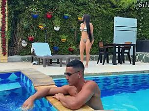 I Can't Resist Silvana Lee's Curvy Body Seducing Me Poolside!