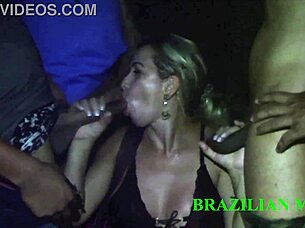 mirela mansur big ass fucked by strangers in tunnel 😈🍑
