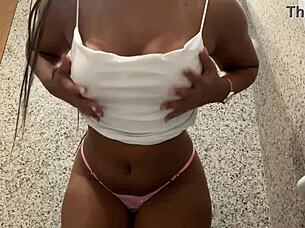 Couldn't hold back, masturbating my wet pussy in the mall bathroom 👀💦