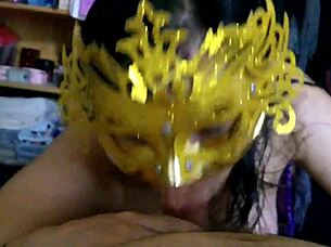 Pregnant Gloria's delicious deepthroat blowjob for Paco