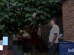 Cholita bride fingered vigorously by muscular bodybuilder