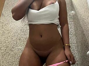 Couldn't hold back, masturbating my wet pussy in the mall bathroom 👀💦