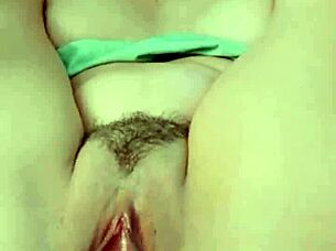 kiss me while i squirt all over your face?