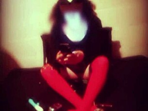 outdoor flashing turns into risky assfucking as wife nearly catches us