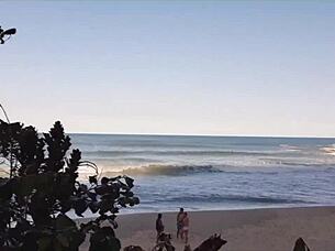 Cute Clit Lick on Beach Milf!