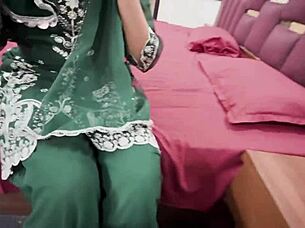 Indian girlfriend fucks boyfriend hard homemade amateur HD passion