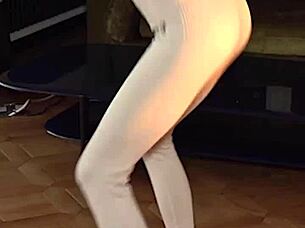 Petite yoga pants ass job ends with hot cumshot