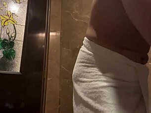 i sneak into roommate's room fingering her huge ass close up