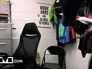 rich thief caught bent fucked by guard