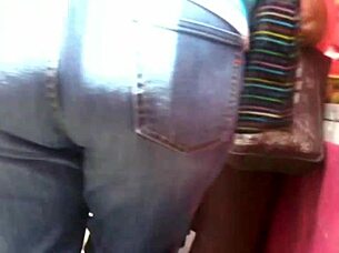 culona milf in tight jeans begs for rough pounding