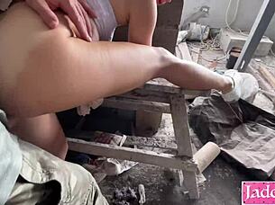 round ass babe bound and fucked outdoors 😩🔥