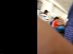 i can't stop spying on that tempting culo in quesadillas