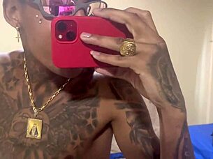 hey look at this sexy petite latina babe sucking outdoors publicly