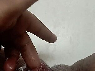 Sexy Squirting Solo Fingering Hits Peak 2023