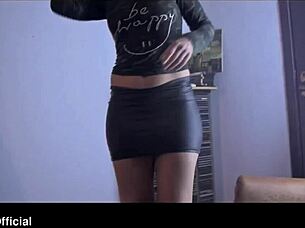 Oiled ass gaped extreme with fist and toys 😩