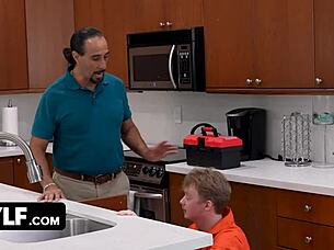 hey charli phoenix, your frozen housewife pussy needs creampie pounding now?