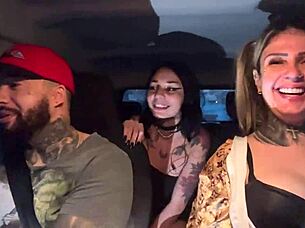 Skinny 18+ passenger licks small tits cums in car