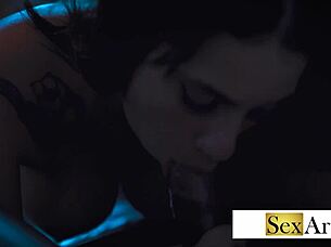 ei amor quer mamar meu pau no motel antes do rough?