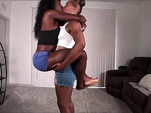 Kendra Paris Intimate Lifting Kisses Tempt You