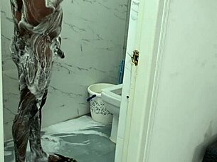 Lucky stud pounds irani milf's huge tits in shower