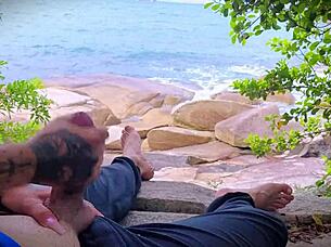 Surprise beach handjob explosion 😲💦