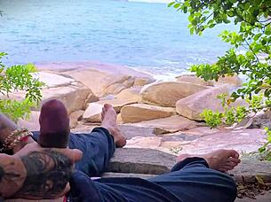 Surprise beach handjob explosion 😲💦